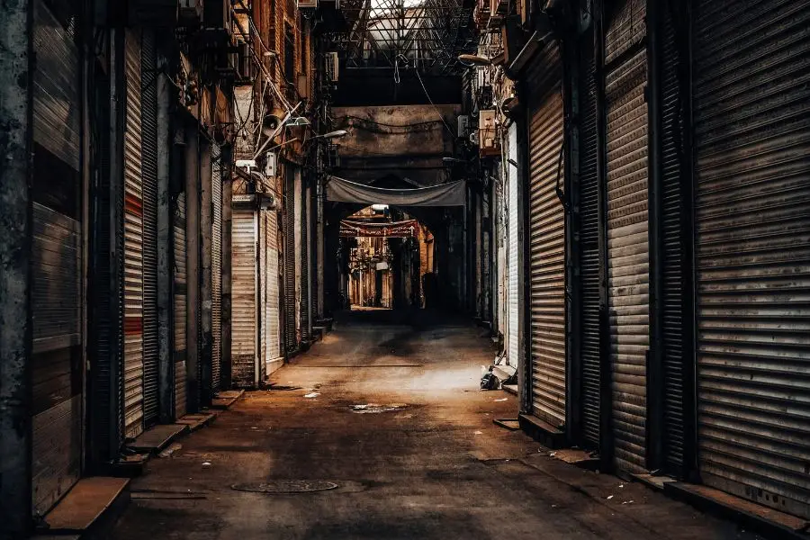 "יום אחד זה יקרה" - המסע אחר השקט - מגזין גלויה