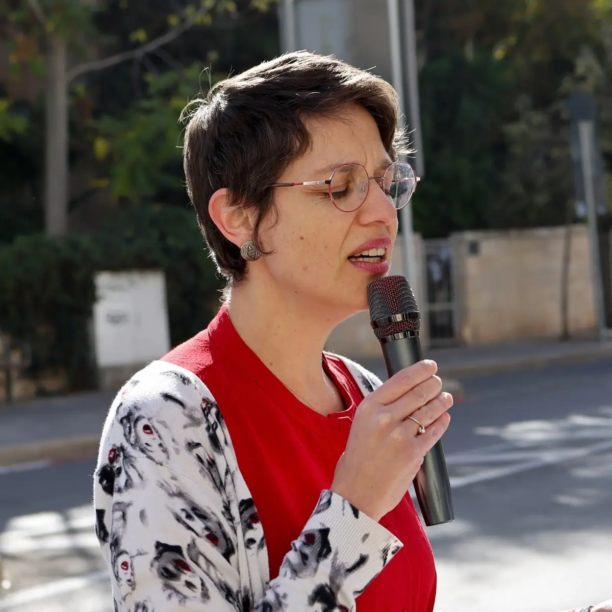 הרבה דבי שועה חיים - התכנסות דינה 2025 - מגזין גלויה