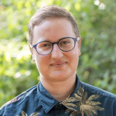 הרבה אפרת רותם - מגזין גלויה