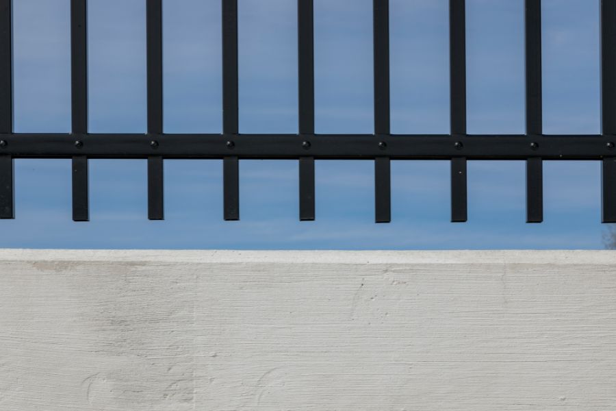 לכונן מרחב חיים בטוח: על מוגנות מינית, רגשית ורוחנית כאחריות חברתית, מאמר מאת הרבנית שרה סגל־כץ - מגזין גלויה