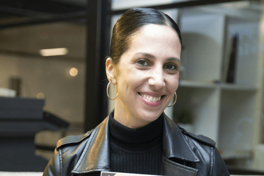 ראיון גלוי עיניים עם מרב ליבנה - מגזין גלויה