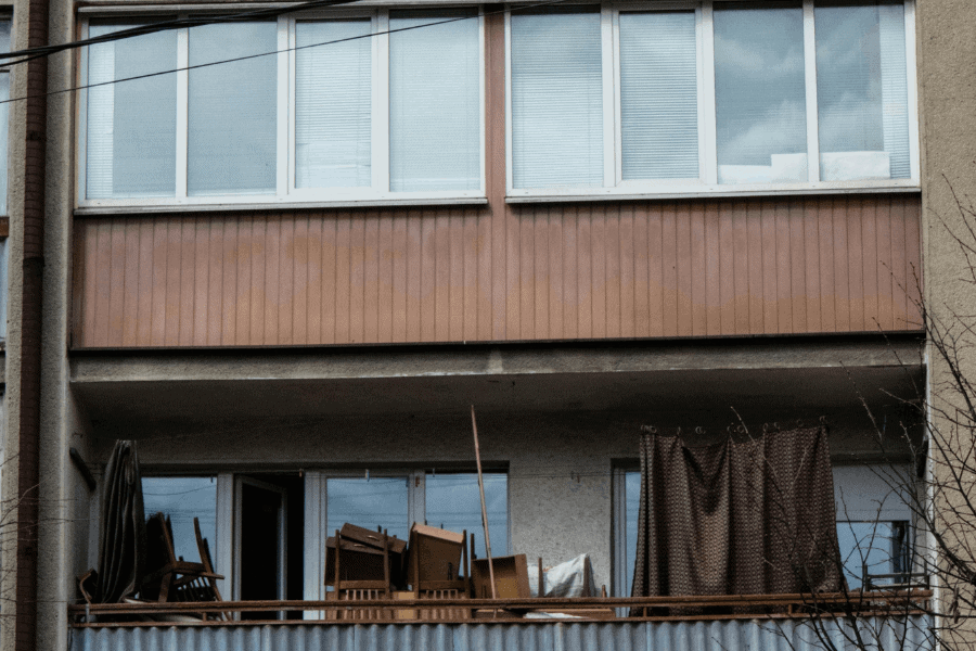 * (היום עבר בלי נחת), שיר מאת משי פרץ דרור - מגזין גלויה