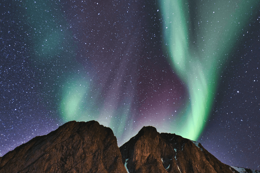 * (בלילה אני מראה לך תמונות מהדו), שיר מאת משי פרץ דרור - מגזין גלויה