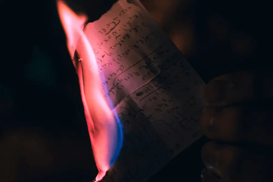 מכתבים שירה ותפילה, שיר מאת יצחק גווילי - מגזין גלויה