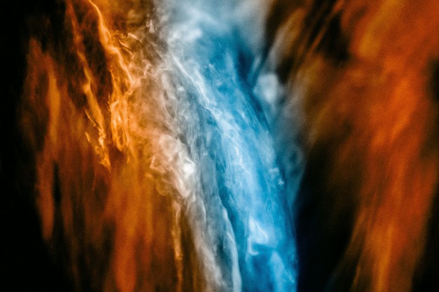 (י)סודות, שיר מאת דנה שניצר משיח - מגזין גלויה