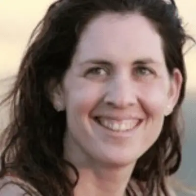 רננה אייזנברג - מגזין גלויה